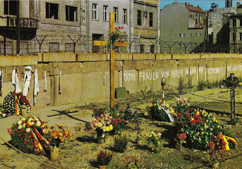 Postcard Berlin wall Gary Kemp Through the Barricades Spandau Ballet Podcast from the Past Tom Jackson Postcard from the past Past Postcard episode 4 podcast from the past GARY KEMP SPANDAU BALLET Tom Jackson